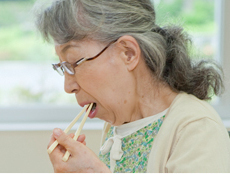  守山市の歯医者　歯科　咬む